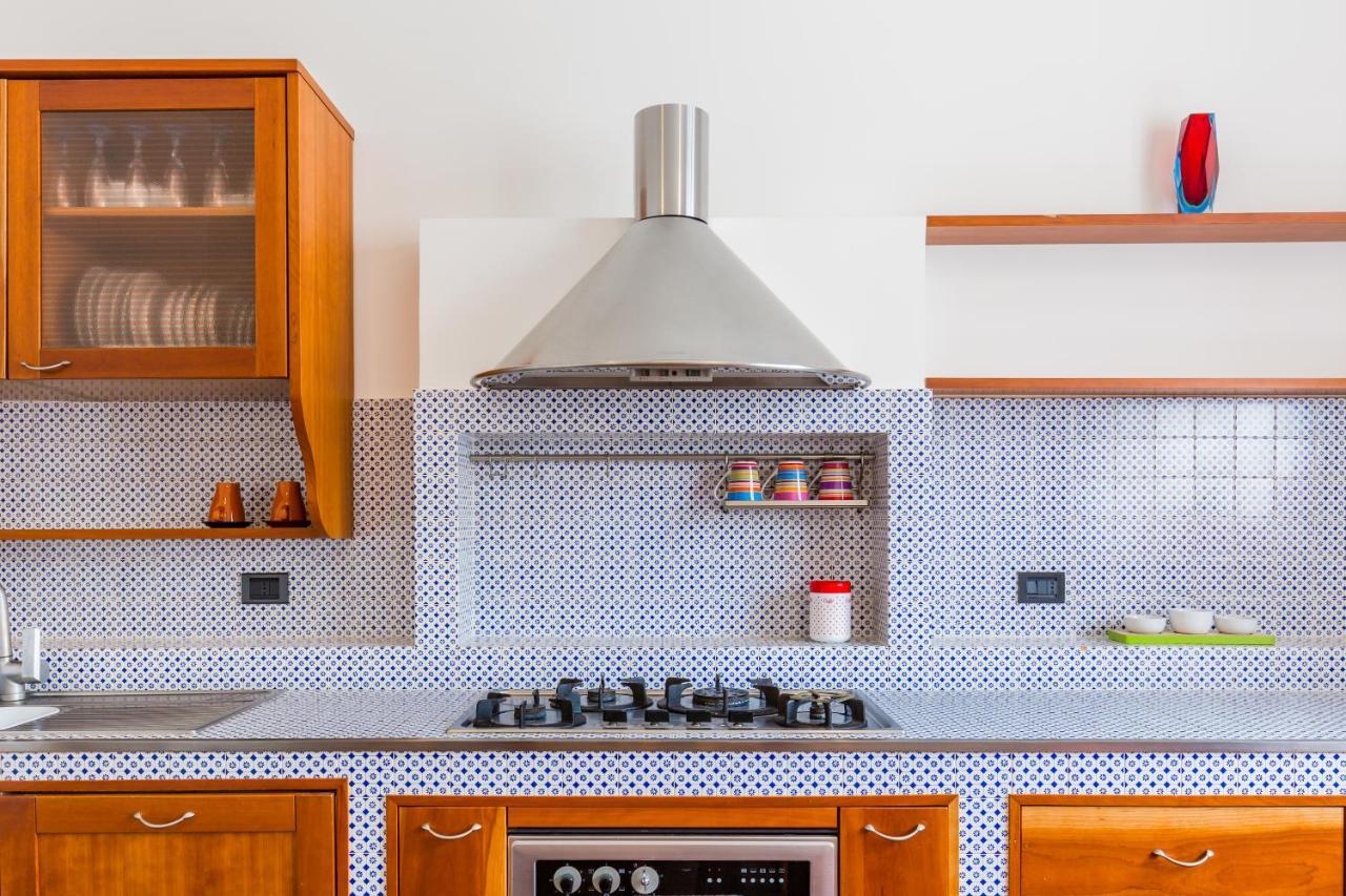 Bed and Breakfast Palazzo Montalbano Шикли Экстерьер фото