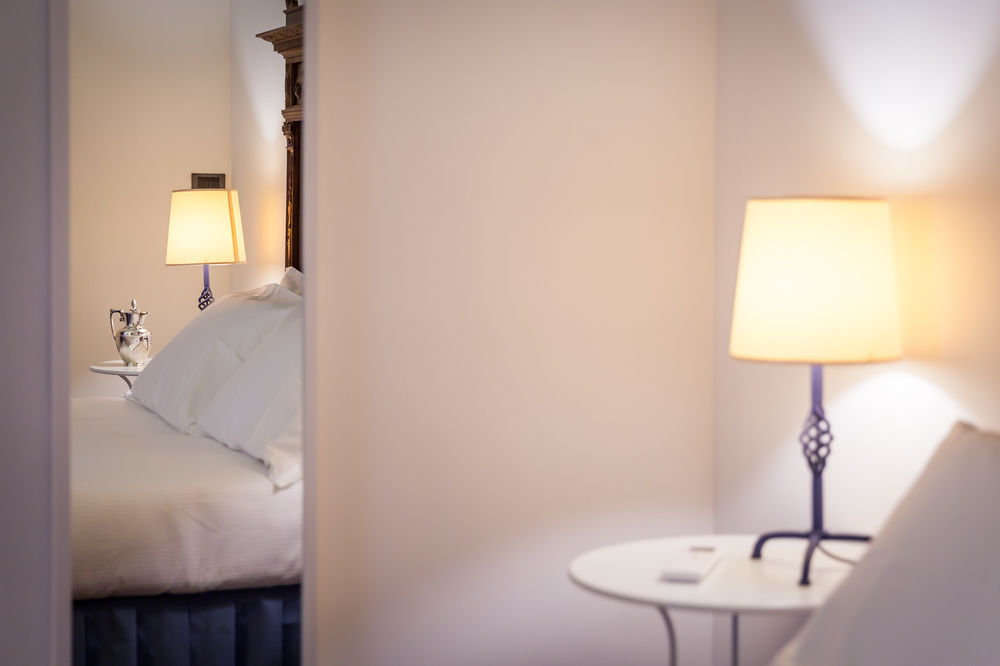 Bed and Breakfast Palazzo Montalbano Шикли Экстерьер фото