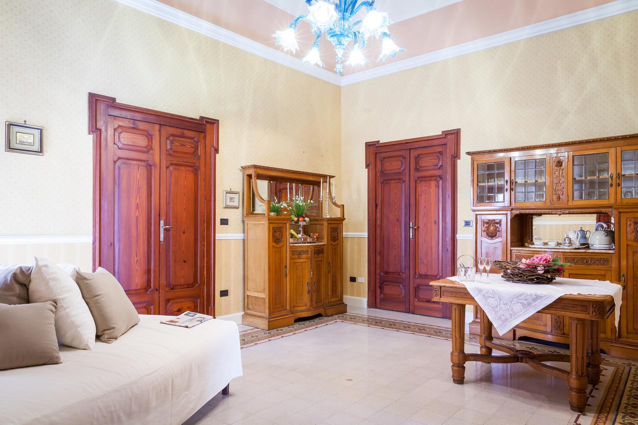 Bed and Breakfast Palazzo Montalbano Шикли Экстерьер фото